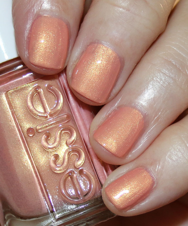 Nail polish swatch / manicure of shade essie Reach New Heights