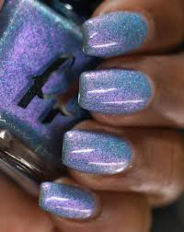 Nail polish swatch / manicure of shade Femme Fatale Siren Song