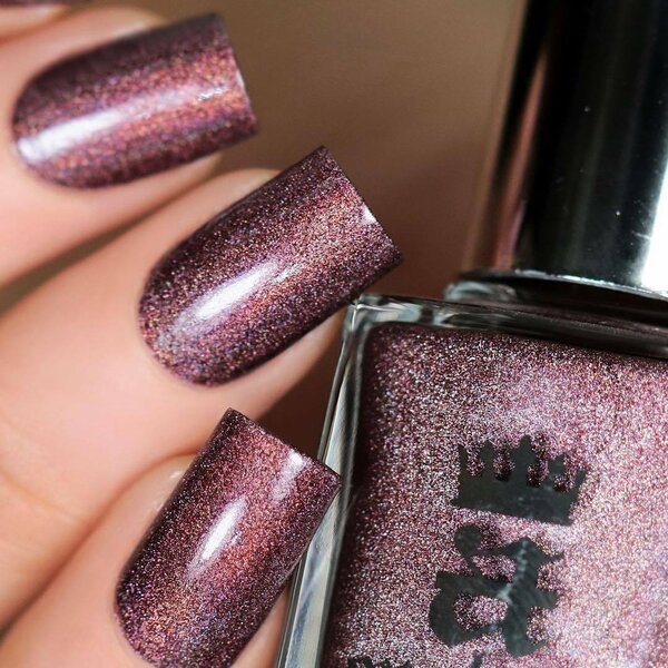 Nail polish swatch / manicure of shade A England Maxim