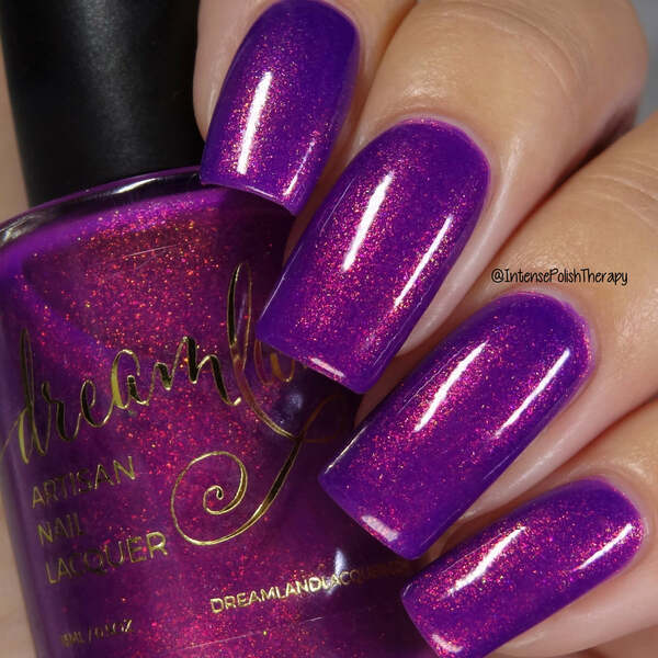 Nail polish swatch / manicure of shade Dreamland Lacquer The Search is Over (Reformulation)