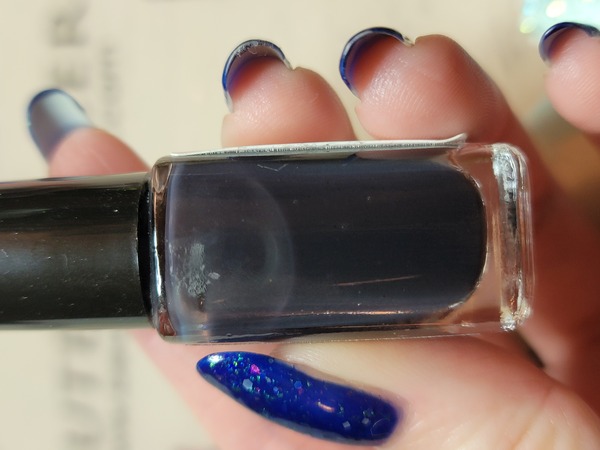Nail polish swatch / manicure of shade Unknown Fae-ded