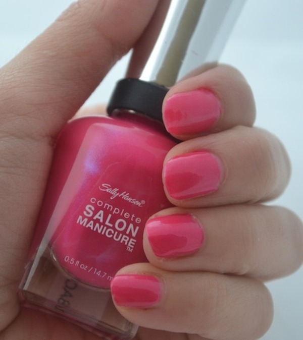 Nail polish swatch / manicure of shade Sally Hansen complete salon manicure Back to the Fuschia