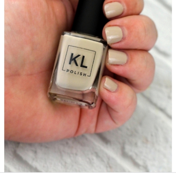 Nail polish swatch / manicure of shade KL Polish Wishbone