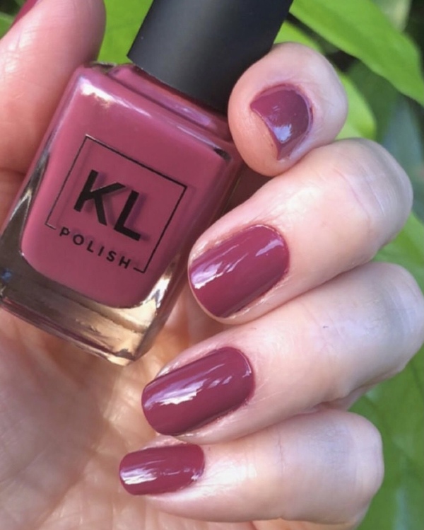 Nail polish swatch / manicure of shade KL Polish Jane