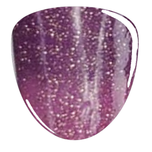 Nail polish swatch / manicure of shade Revel Chaleur