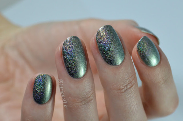 Nail polish swatch / manicure of shade A England Katyusha