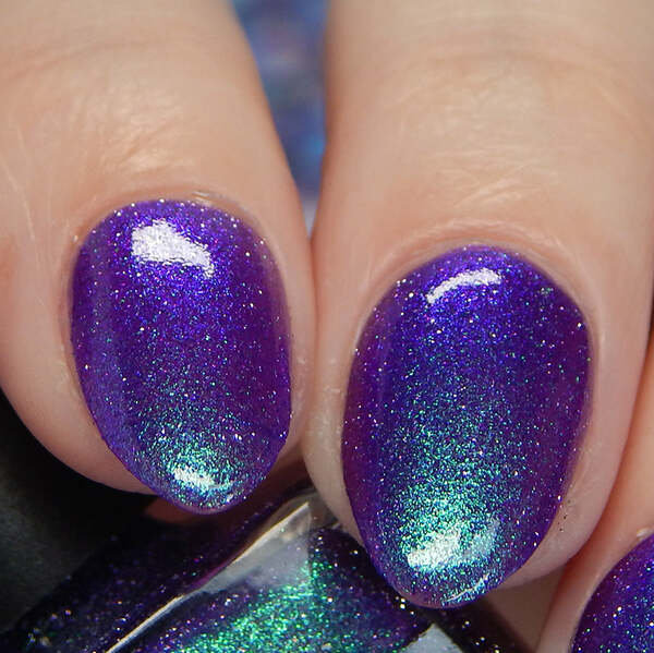 Nail polish swatch / manicure of shade Starbeam Bliss