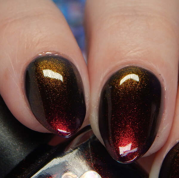 Nail polish swatch / manicure of shade Starbeam Curses!