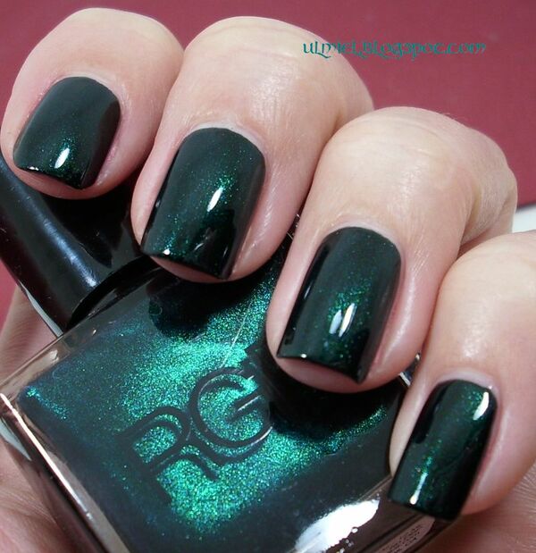 Nail polish swatch / manicure of shade RGB Cosmetics Sea