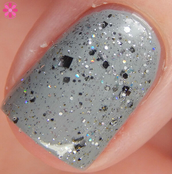 Nail polish swatch / manicure of shade SuperChic Lacquer Crown Jewel of Enchantment