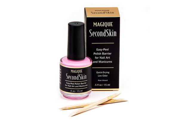 Nail polish swatch / manicure of shade Magique SecondSkin