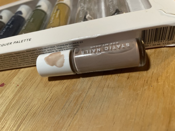 Nail polish swatch / manicure of shade Static Nails Doe my Dear