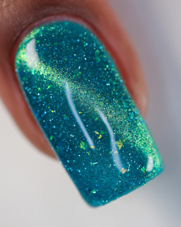 Nail polish swatch / manicure of shade Mooncat Sunken Splendor