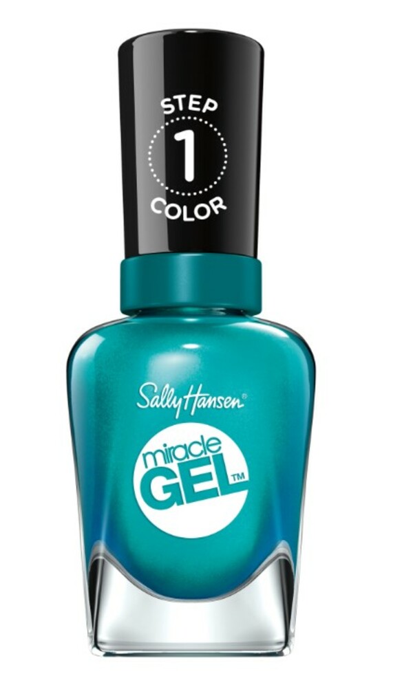 Nail polish swatch / manicure of shade Sally Hansen Miracle Gel Combustealble