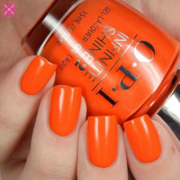 Nail polish swatch / manicure of shade OPI Santa Monica Beach Peach