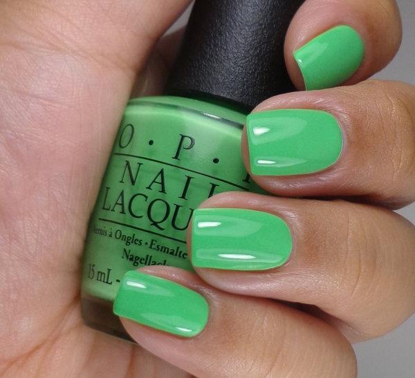 Nail polish swatch / manicure of shade OPI You Are So Outta Lime!