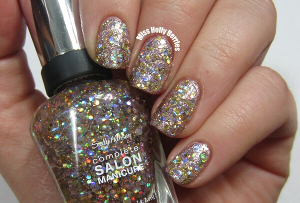 Nail polish swatch / manicure of shade Sally Hansen Twinkle Toes-ty
