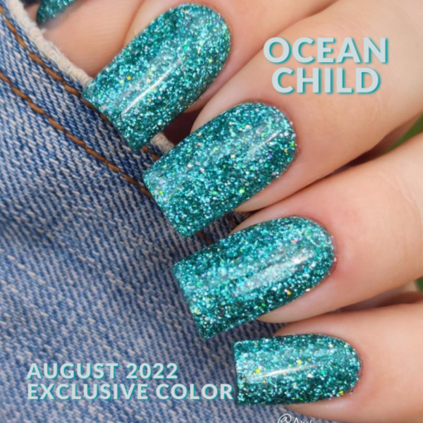 Nail polish swatch / manicure of shade Sparkle and Co. Ocean Child