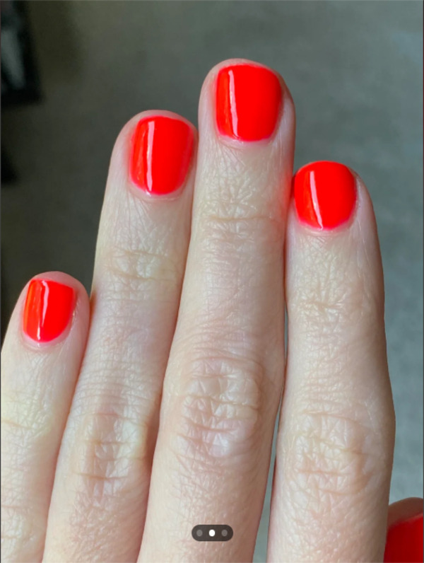 Nail polish swatch / manicure of shade L.A. Colors Hyperactive