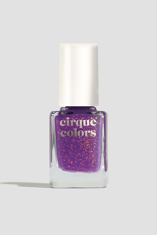 Nail polish swatch / manicure of shade Cirque Colors Izola