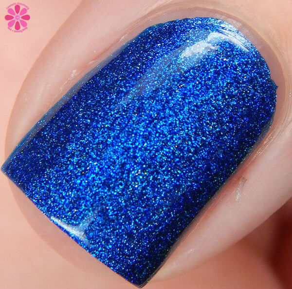 Nail polish swatch / manicure of shade SuperChic Lacquer Lucid Lala Land