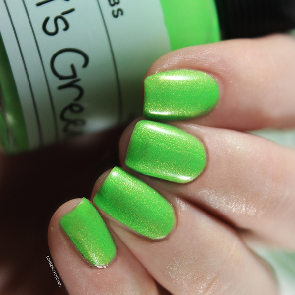Nail polish swatch / manicure of shade Orly Kelli's Green
