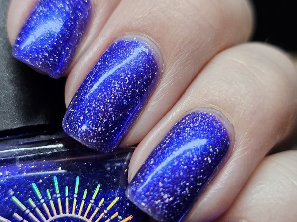 Nail polish swatch / manicure of shade Ethereal No, You Hang Up First