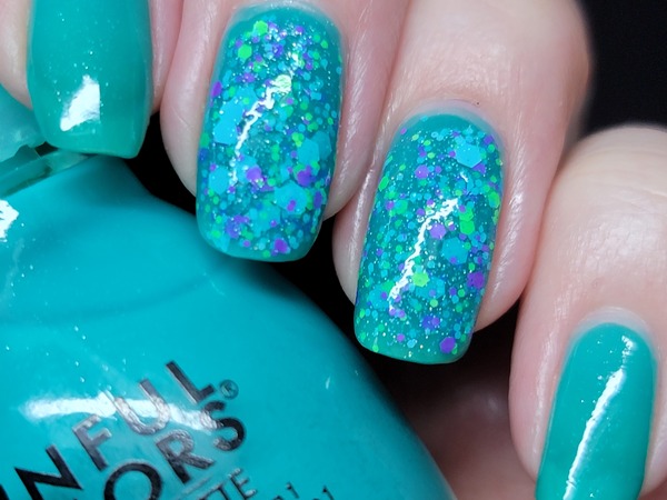 Nail polish swatch / manicure of shade Sinful Colors Turnt-Quoise