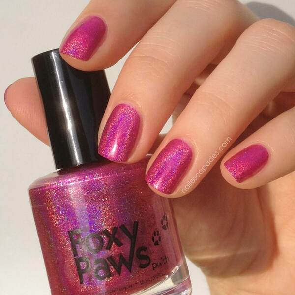Nail polish swatch / manicure of shade Foxy Paws Well, Holo Dolly!