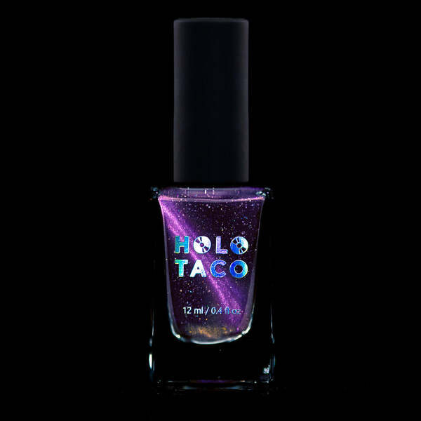 Nail polish swatch / manicure of shade Holo Taco Queen's Curse