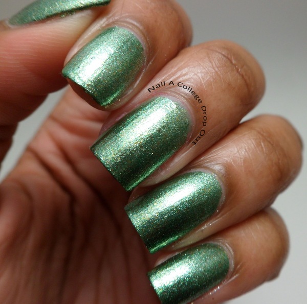 Nail polish swatch / manicure of shade Hard Candy Crush on Ivy