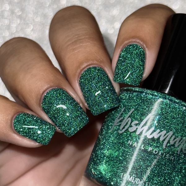 Nail polish swatch / manicure of shade KBShimmer Logging Off