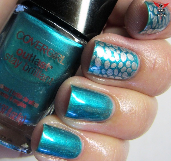 Nail polish swatch / manicure of shade CoverGirl Constant Caribbean