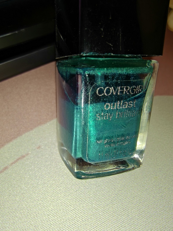 Nail polish swatch / manicure of shade CoverGirl Constant Caribbean