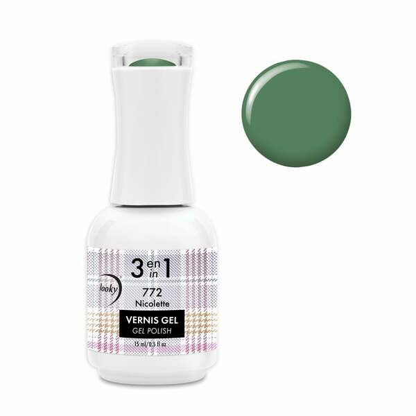 Nail polish swatch / manicure of shade Looky Nicolette