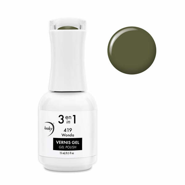 Nail polish swatch / manicure of shade Looky Wonda