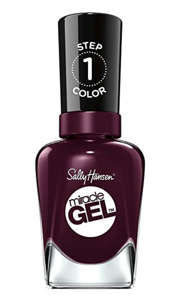 Nail polish swatch / manicure of shade Sally Hansen Miracle Gel Cabernet With Bae