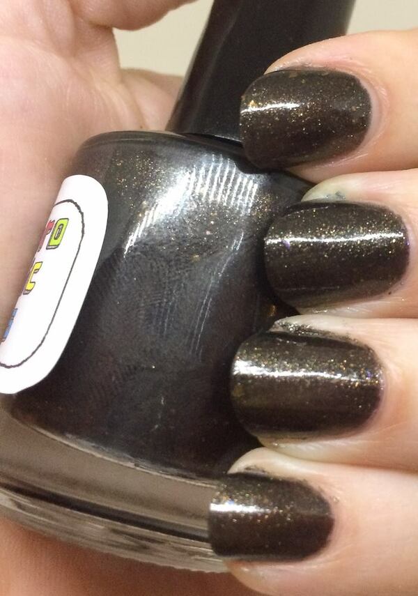 Nail polish swatch / manicure of shade Fanchromatic Nails Furiosa