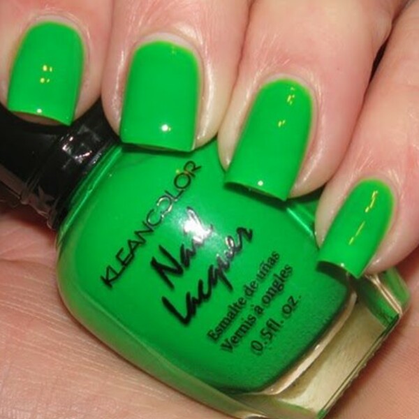 Nail polish swatch / manicure of shade Kleancolor Neon Green