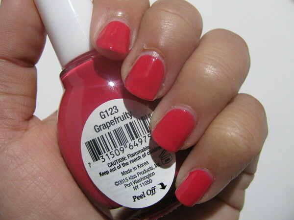 Nail polish swatch / manicure of shade Broadway Grapefruity