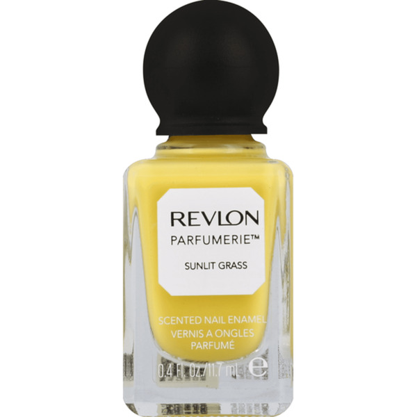 Nail polish swatch / manicure of shade Revlon Sunlit Grass