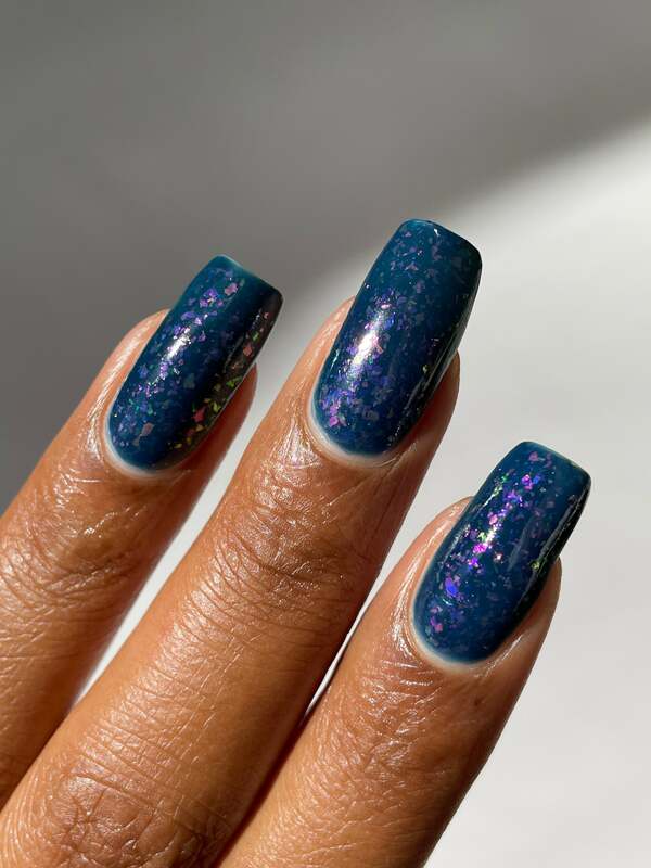 Nail polish swatch / manicure of shade Mooncat Cyclone