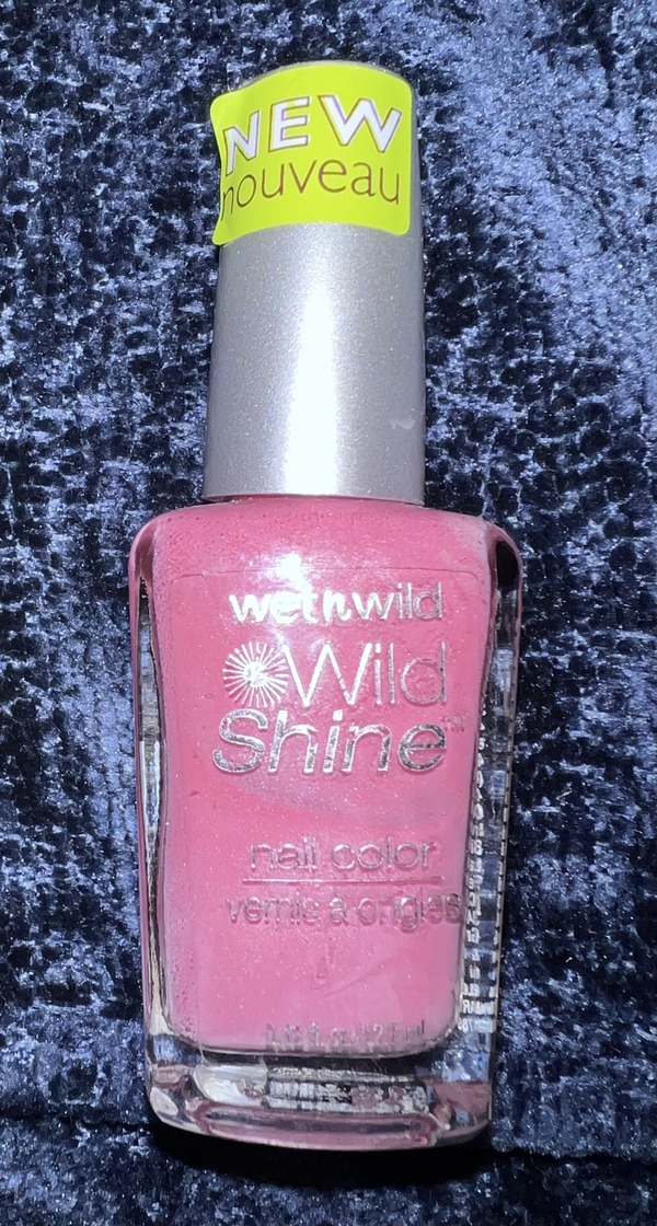 Nail polish swatch / manicure of shade wet n wild Bar-B