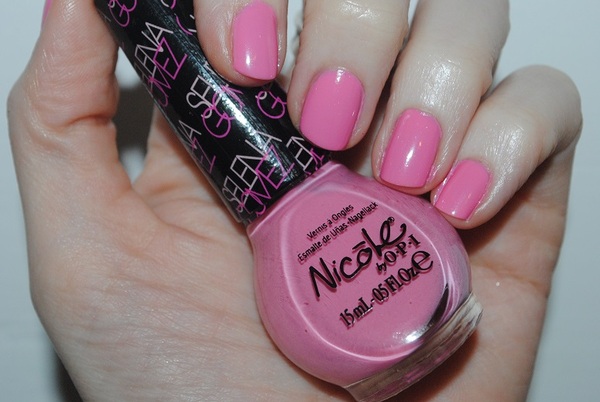 Nail polish swatch / manicure of shade Nicole by OPI Naturally