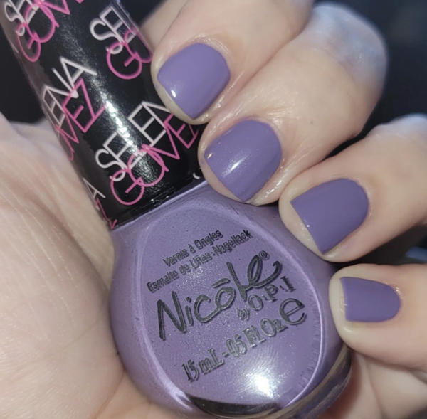 Nail polish swatch / manicure of shade Nicole by OPI Love Somg