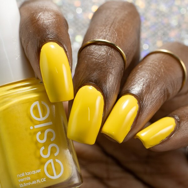 Nail polish swatch / manicure of shade essie Sunshine Be Mine