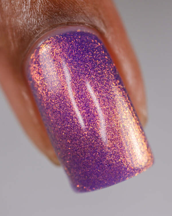 Nail polish swatch / manicure of shade Mooncat Take Me To Your Leader