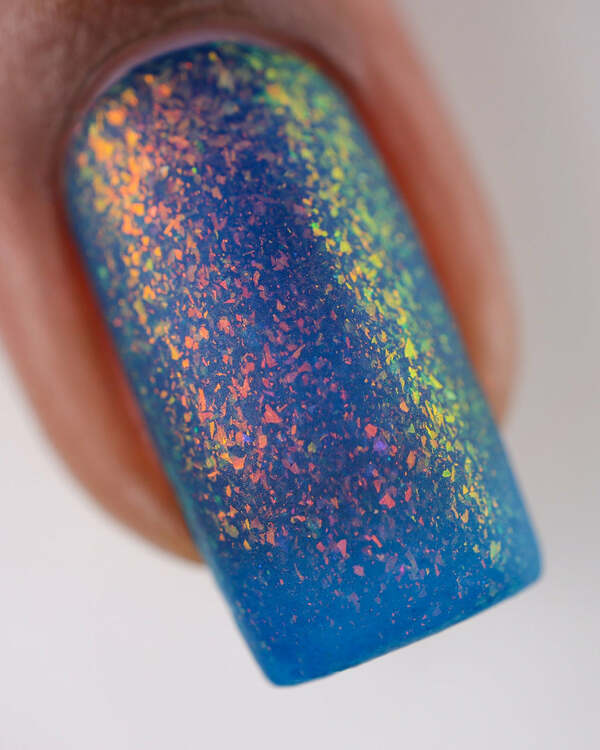 Nail polish swatch / manicure of shade Mooncat Pangea