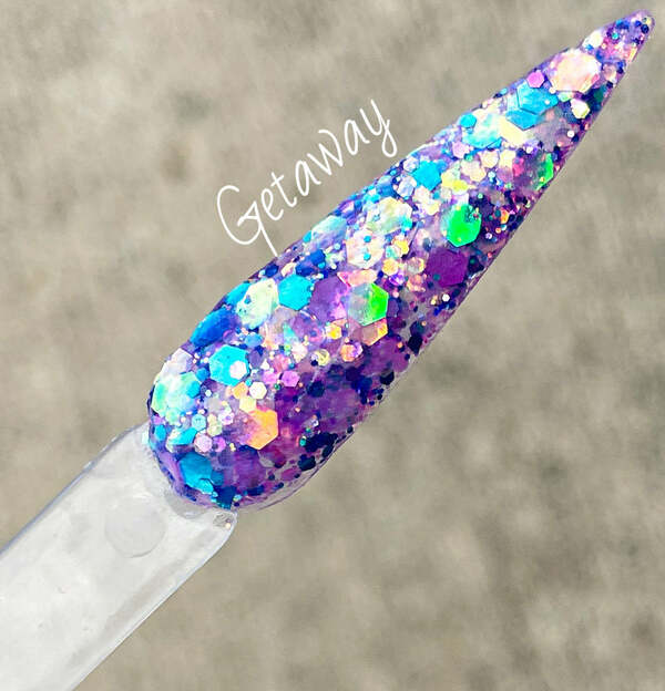 Nail polish swatch / manicure of shade Ritzy Dips Getaway