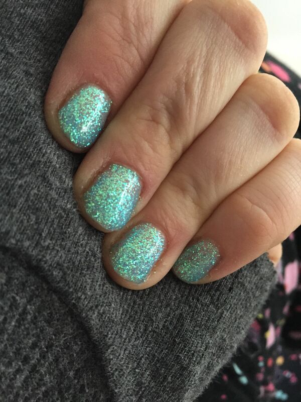 Nail polish swatch / manicure of shade Jamberry Life's a Beach